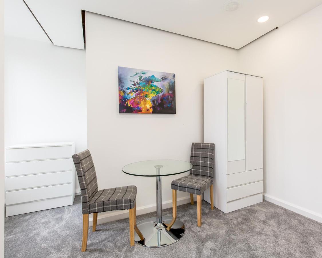 Modern Studio Next To Edinburgh Castle Appartement Buitenkant foto
